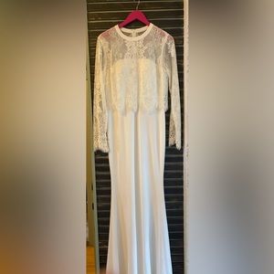 Lotus Threads lace long sleeved wedding gown size 10